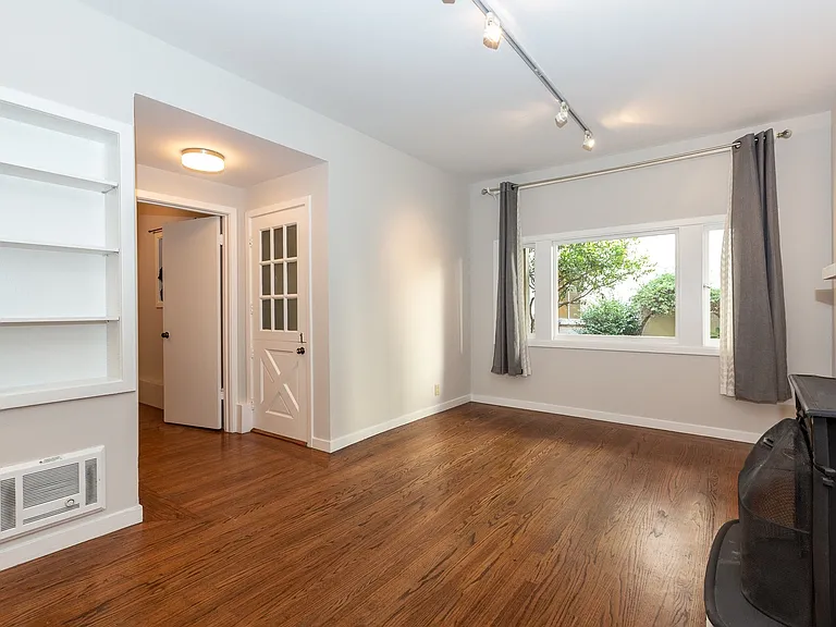 2140 Lyon St — Photo 19