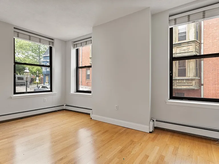 30 Main St #12 — Photo 9