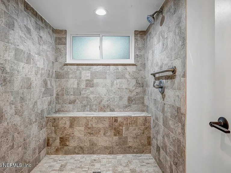 3105 Coral Reef Dr — Photo 25