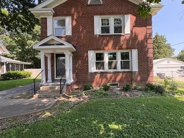 815 W Voorhees St, Danville, IL 61832