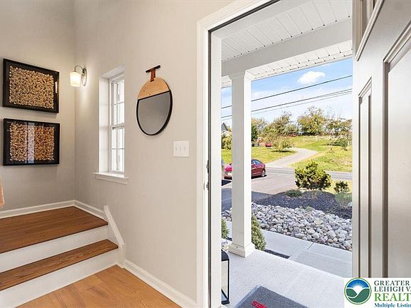 4th image of 77 Tumble Creek Rd #14