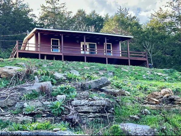 247 Guy Maddox Ln, Granville, TN 38564