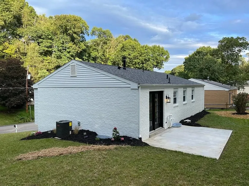 3 bed, 2.5 bath, 1340 sqft, $2,550 — Photo 4