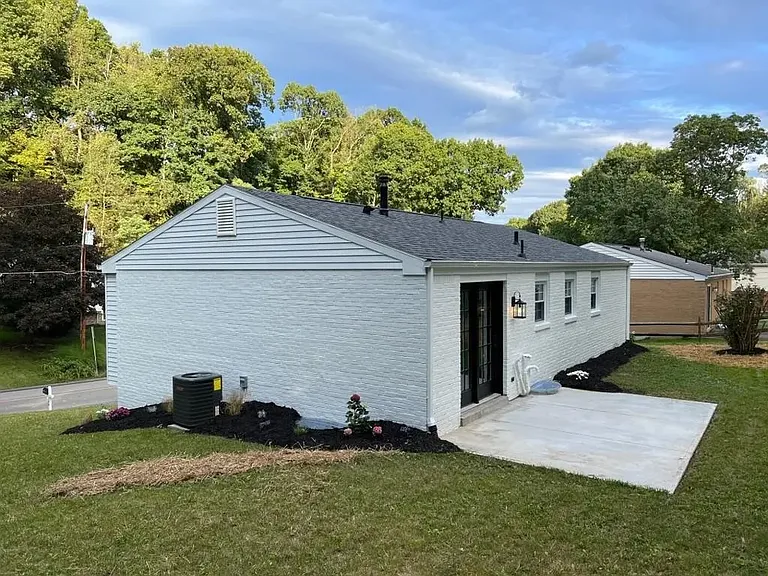 204 Willett Rd — Photo 4