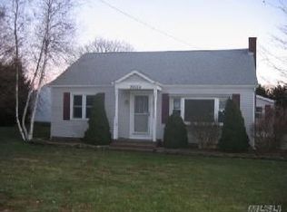 35750 Main Rd, Cutchogue, NY 11935
