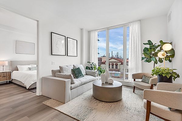 1st image of 29-17 40th Ave #813
