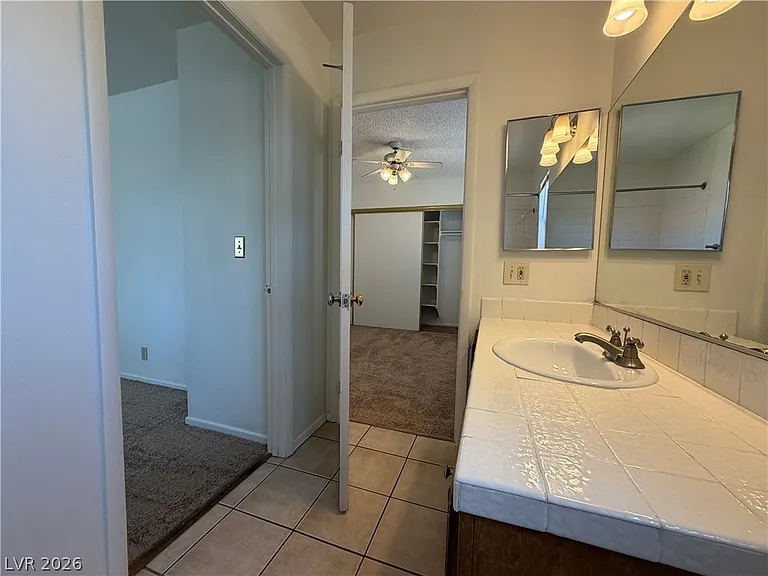 9509 Swan Bay Dr — Photo 36
