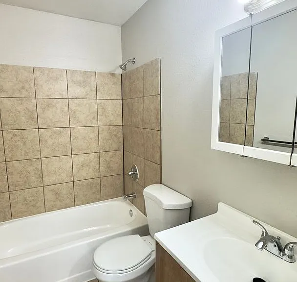 2609 E Dale St. — Photo 23