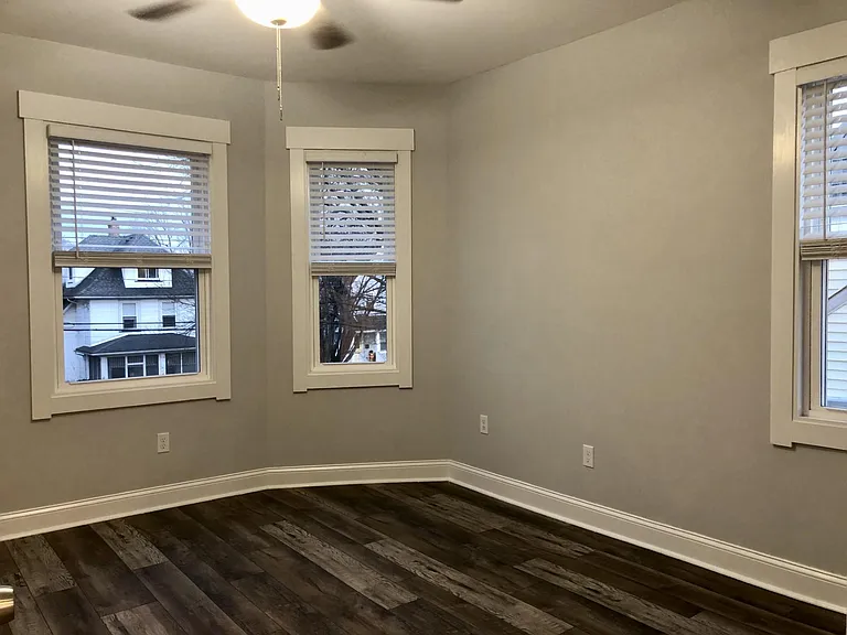 40 Williamson Ave #2 — Photo 5