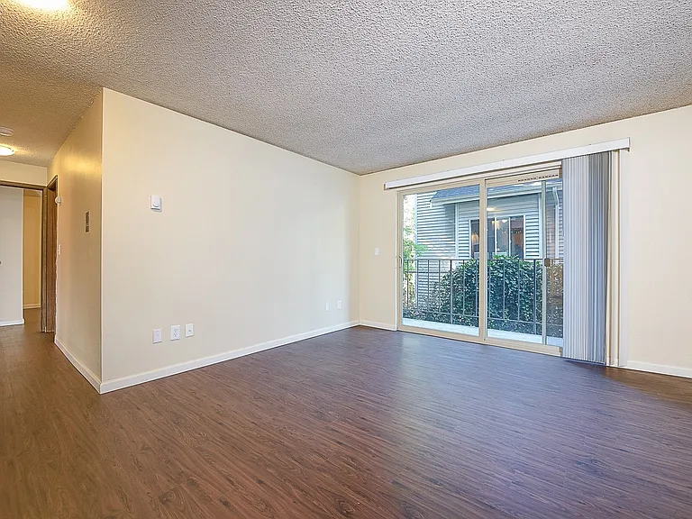 Stonebridge Apartments — Photo 33