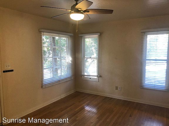 4th image of 2967 Broadway #2967