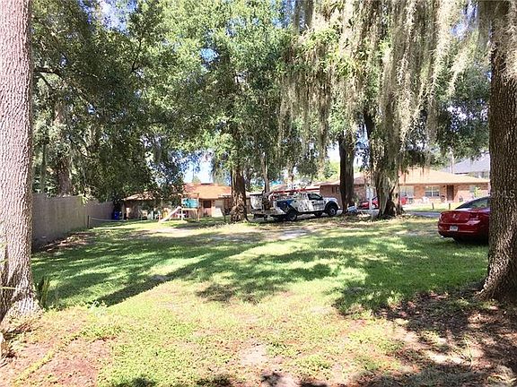 5th image of 101 Lake Hunter Dr #28