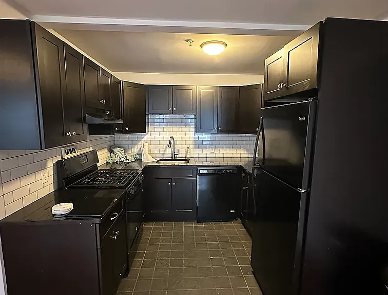 South Ave — Photo 17