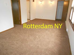 470 Summer St APT 5, Schenectady, NY 12306