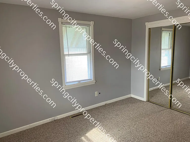 119 W Pine St — Photo 13