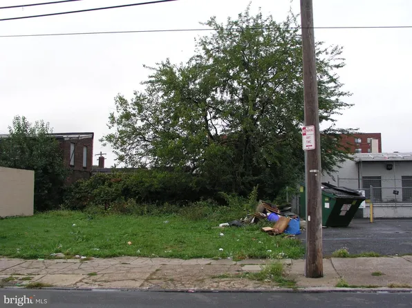 1626 Margaret St, Philadelphia, PA 19124