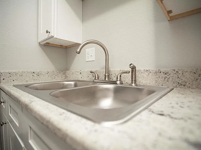 8906 Morris Manor Dr #6 — Photo 6