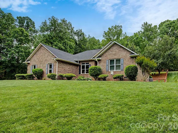 293 Bent Tree Dr, Rutherfordton, NC 28139