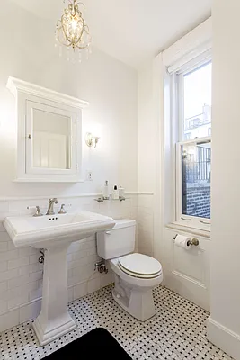 Rented by Compass | media 18