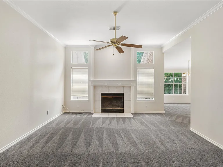 120 Hope Cir — Photo 3