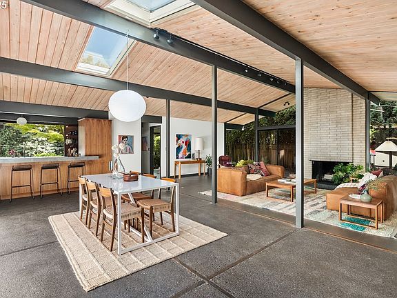 2nd image of 700 Pebble Beach Ct