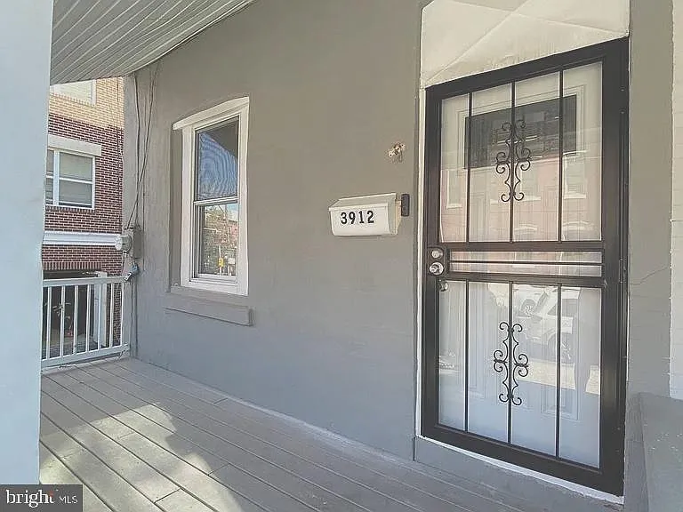 3912 Haverford Ave — Photo 2