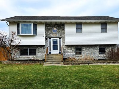 693 Admiral Dr, Porter, IN, 46304