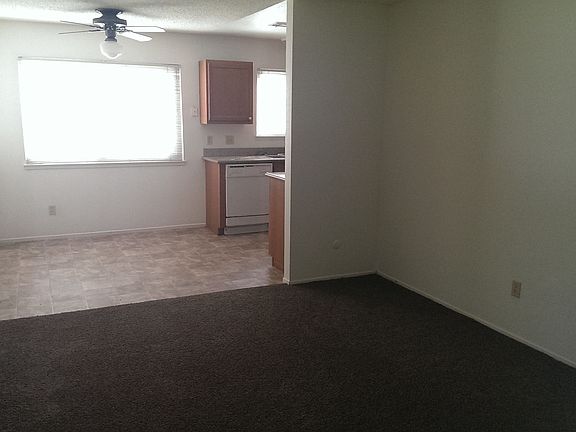 3rd image of 1036 Anna St