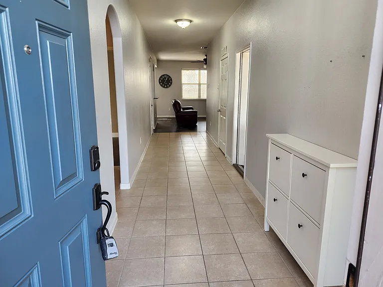 212 Judge King Dr — Photo 3