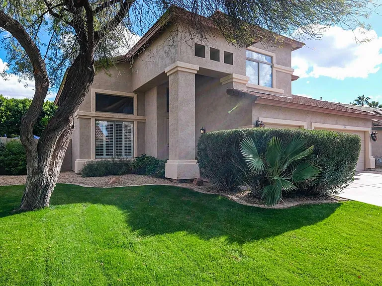 3931 S Cactus Wren Dr — Photo 1