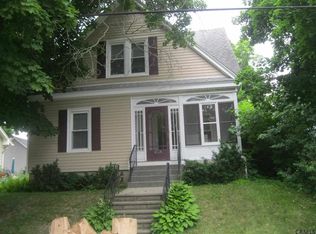 12 Kinloch Ave, Troy, NY 12180