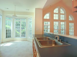 1211 Courtyard Dr, Charlottesville, VA 22903