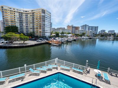2500 Diana Dr APT 316, Hallandale, FL, 33009