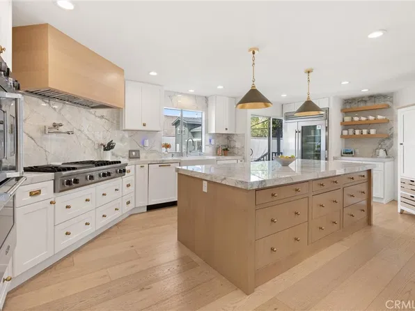 845 11th St, Manhattan Beach, CA 90266
