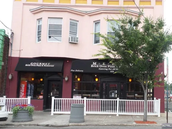111 Anderson St, Hackensack, NJ 07601