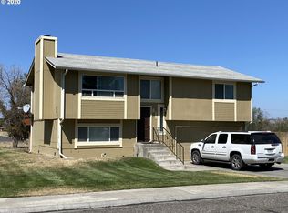 512 SW Kinkade Rd, Boardman, OR 97818