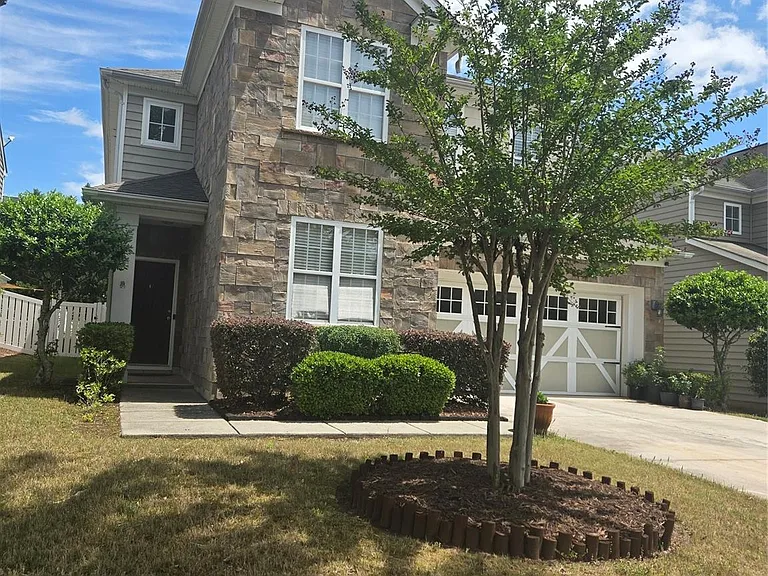 6503 Manitoba Ln — Photo 3