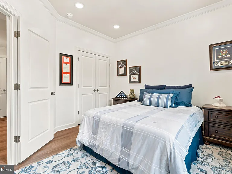 7353 Mountaineer Dr — Photo 19
