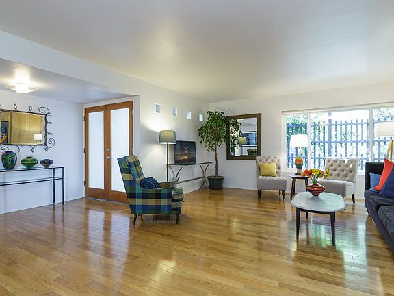 3rd image of 3750 Sapphire Dr