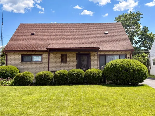 3321 Eakin Rd, Columbus, OH 43204