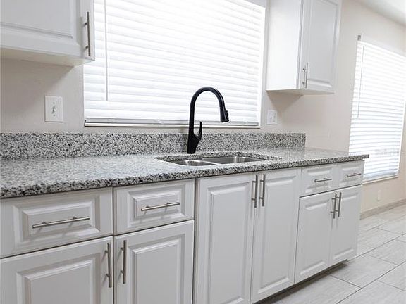 5th image of 5333 DUNCANWOOD DRIVE