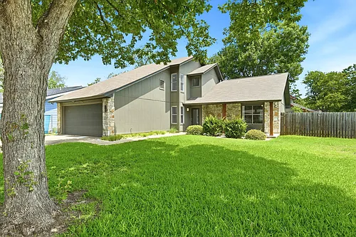 3200 Spaniel Dr Photo 1