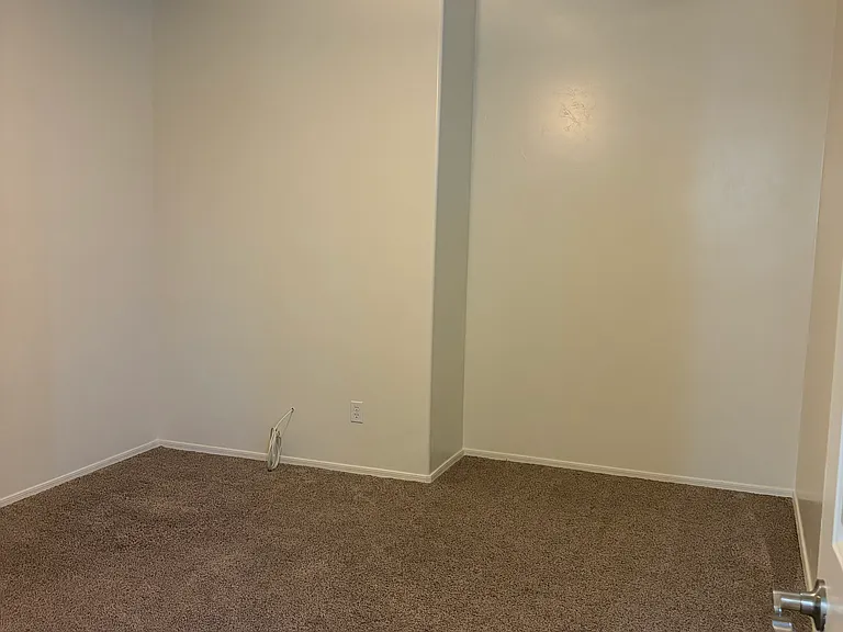 3045 N Estrella Ave — Photo 9