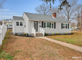 19 Songonosk Street, Windsor, CT 06095