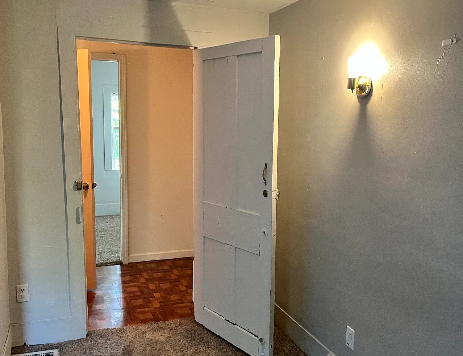 2 bed, 1400 sqft, $1,350 — Photo 3
