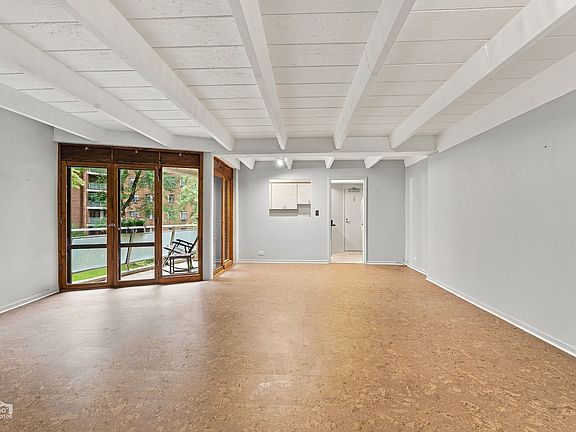 5th image of 1862 Sherman Ave APT 3SE