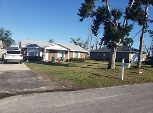 1113 Arkansas Ave, Lynn Haven, FL 32444