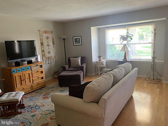 3rd image of F 4 Shirley Ln