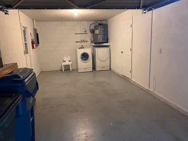 10270 Bannister St — Photo 15