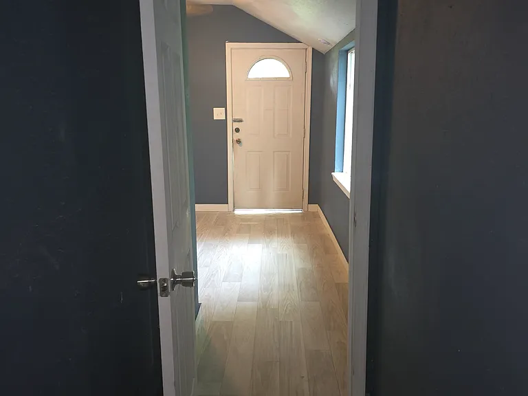 577 Main St — Photo 4